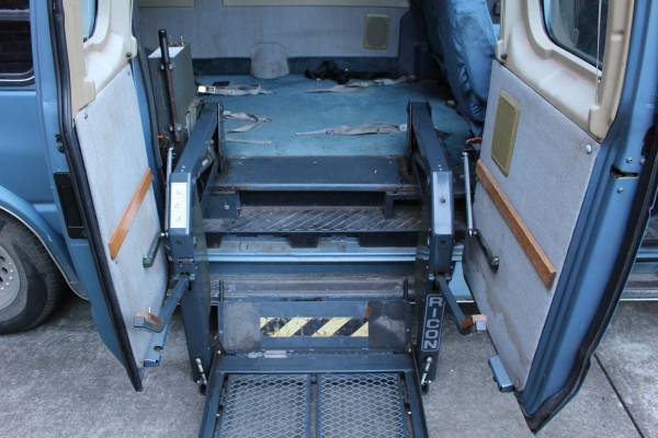 1992 Ford E-Series Van - photo 4