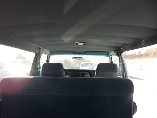 1991 Ford E-Series Van XLT - photo 12