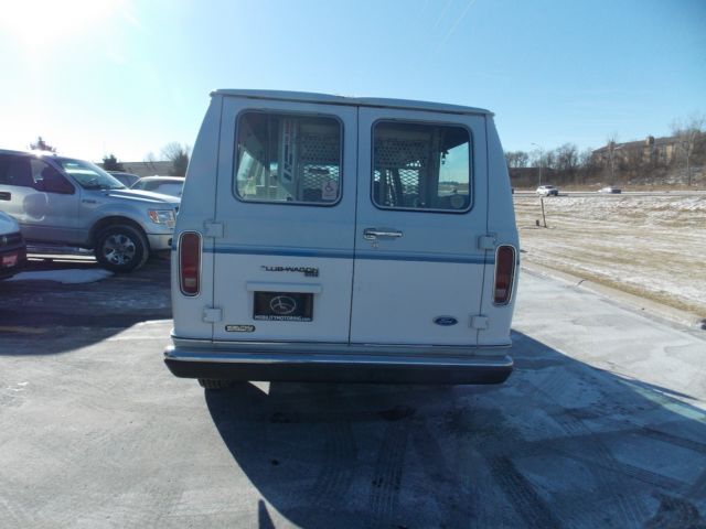 1991 Ford E-Series Van XLT - photo 3