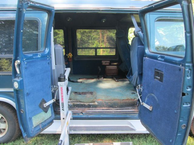 1991 Chevrolet G20 Van - photo 7