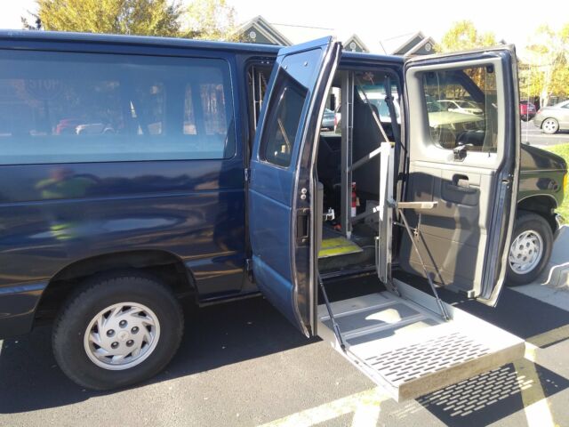 1994 Ford E-Series Van - photo 2