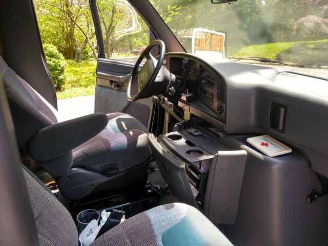 1994 Ford E-Series Van - photo 4