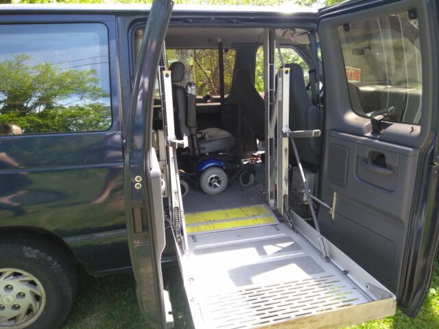 1994 Ford E-Series Van - photo 8