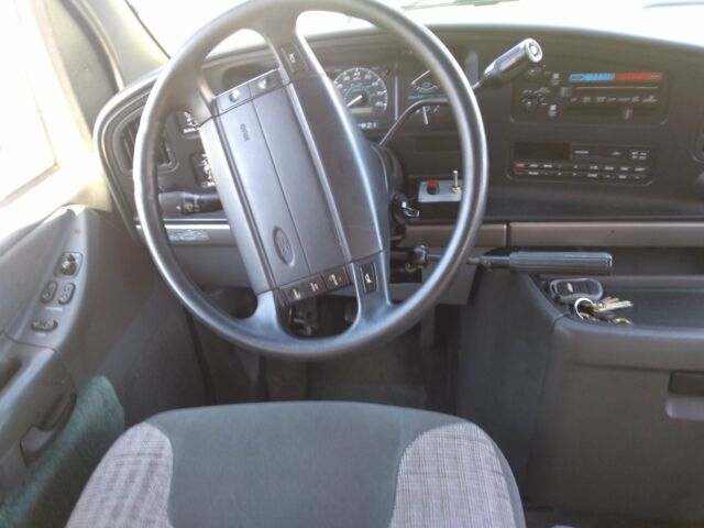 1994 Ford E-Series Van - photo 9