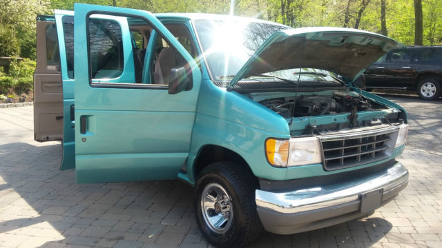 1994 Ford E-Series Van - photo 6