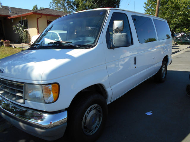 1993 Ford E-Series Van - photo 2
