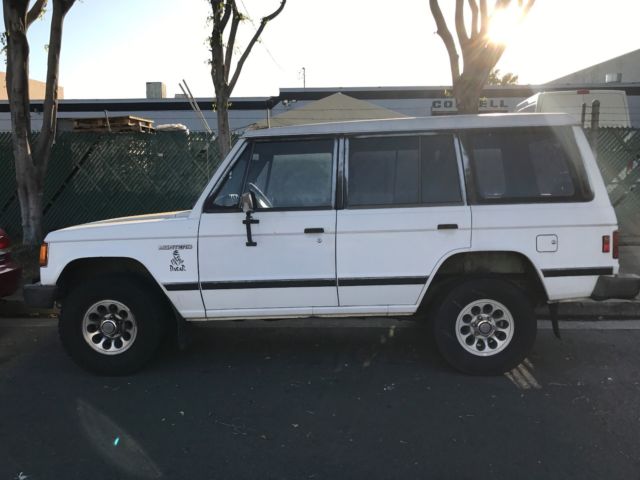 1989 Mitsubishi Montero - photo 4