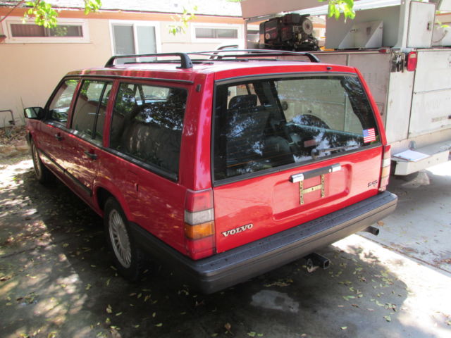 Hard 2 Find Volvo Station Wagon 940 / 4 Cylinders Station Wagon/ Needs Work 1994 Volvo 940