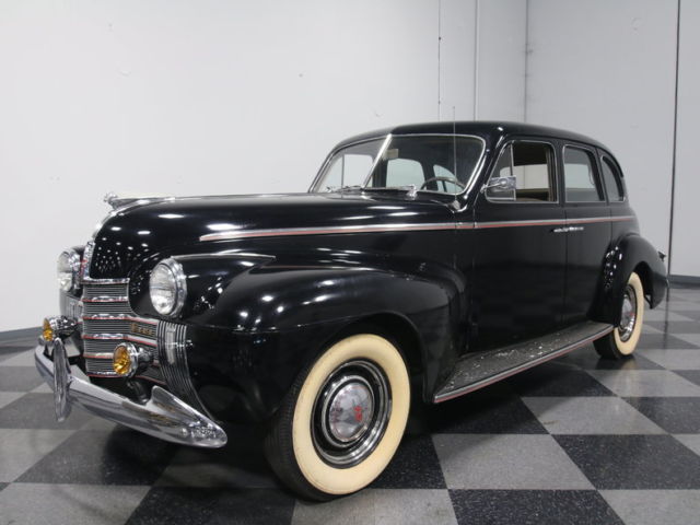 HARD-TO-FIND '40 OLDS, BONE-STOCK, 230 FLATHEAD SIC, 3-SPEED, RUNS/DRIVES GREAT! 1940 Oldsmobile Series 70