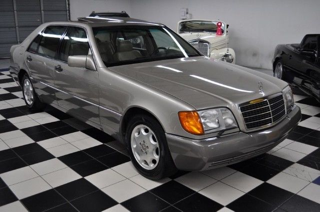 HARD TO FIND IN SUCH CONDITION E MILEAGE - REAR POWER SEATS - 500 500SEL 1993 Mercedes-Benz S-Class AMAZING CONDITION !! 500 SEL SL