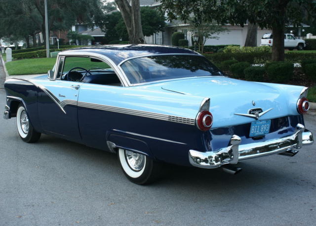 1956 Ford Fairlane VICTORIA  COUPE - 302 V-8