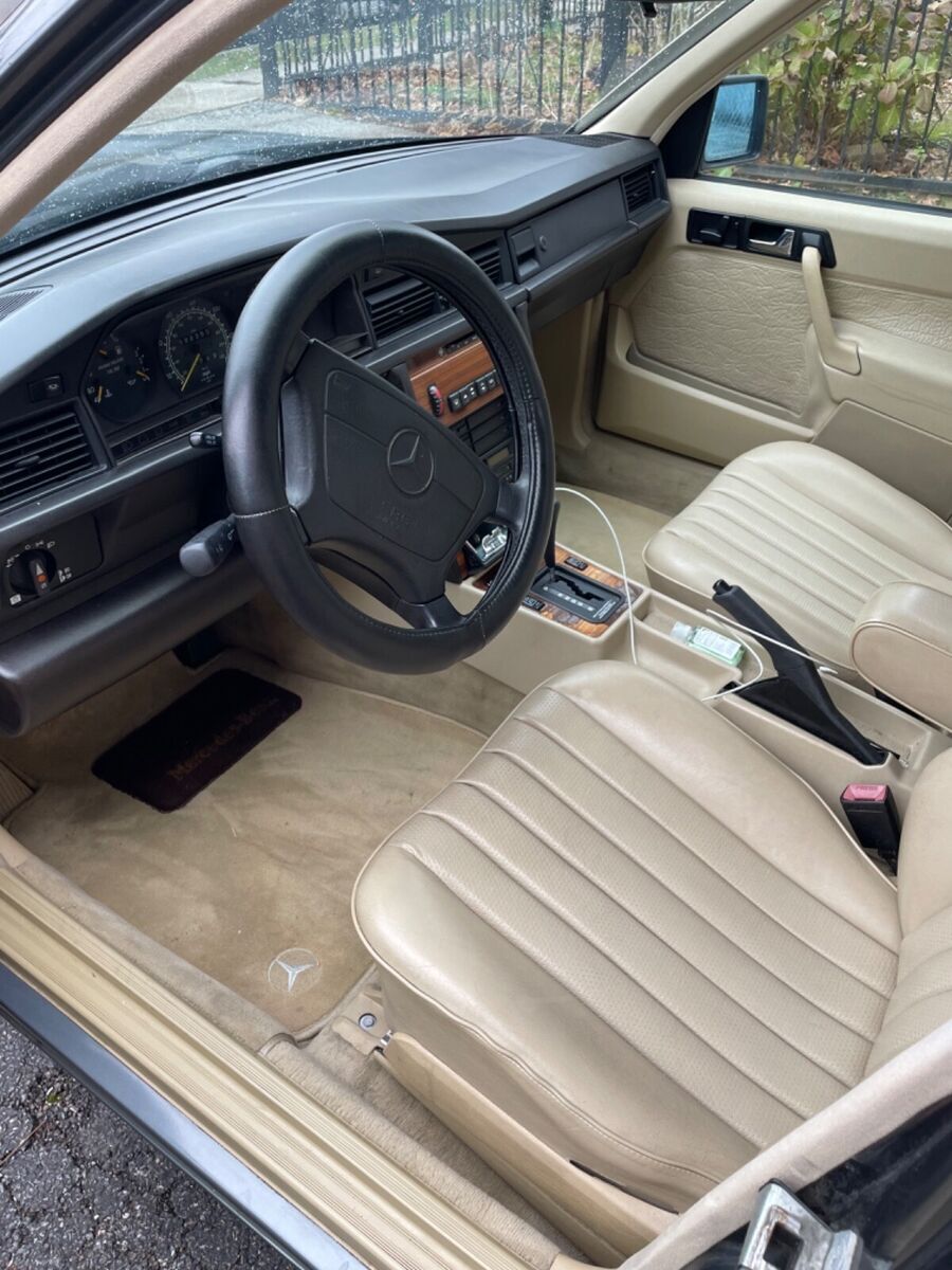 1993 Mercedes-Benz 190-Series E 2.6 - photo 5