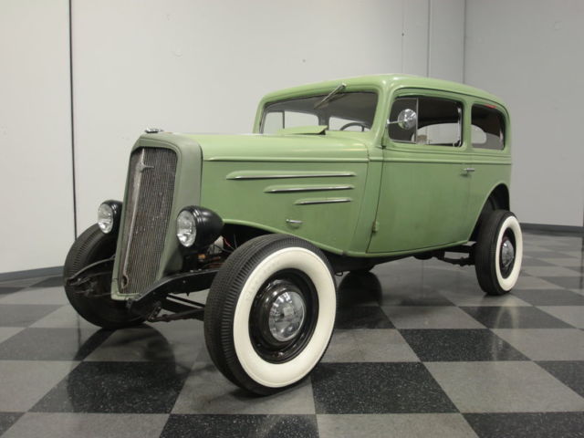 HARD-TO-FIND STEEL '34 CHEVY, PATINA LOOK, STRAIGHT 6, 3-SPEED, RUNS/DRIVES GR8! 1934 Chevrolet Sedan