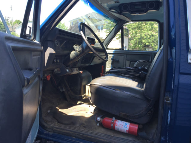 1992 Ford Dump Truck F600 - photo 6