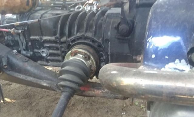 has a stroked 2200 cc motor fitwith a two2barrel carburetor. rail needs to 1960 Volkswagen Other