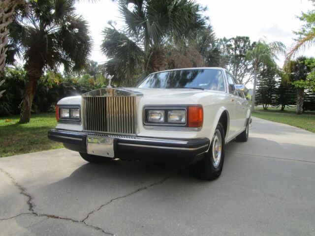 Has been garaged all its life... pristine, mint condition...original paint 1985 Rolls-Royce Silver Spirit/Spur/Dawn