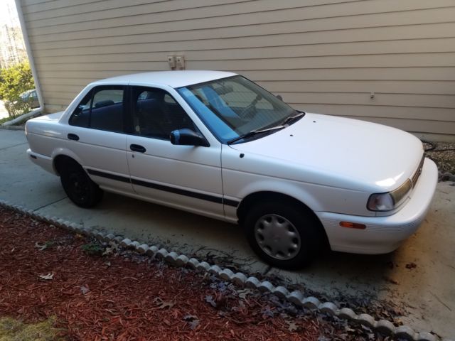 1994 Nissan Sentra - photo 2