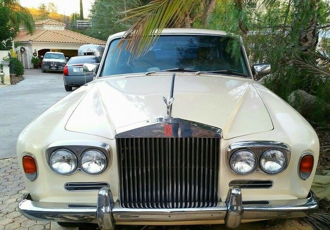 1972 Rolls-Royce Silver Shadow HAS CHEVY V8 RELIABLE ENGINE - photo 2