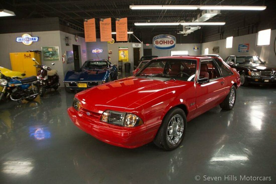 1991 Ford Mustang LX, 5-Speed Manual - photo 2