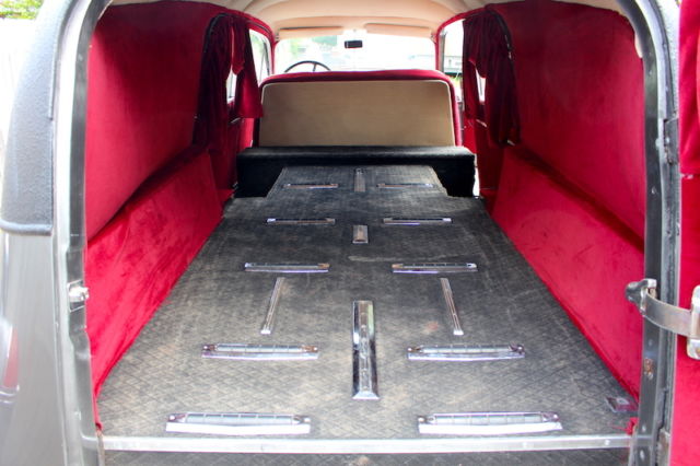 1949 Cadillac Hearse Hearse S&S Landau - photo 9