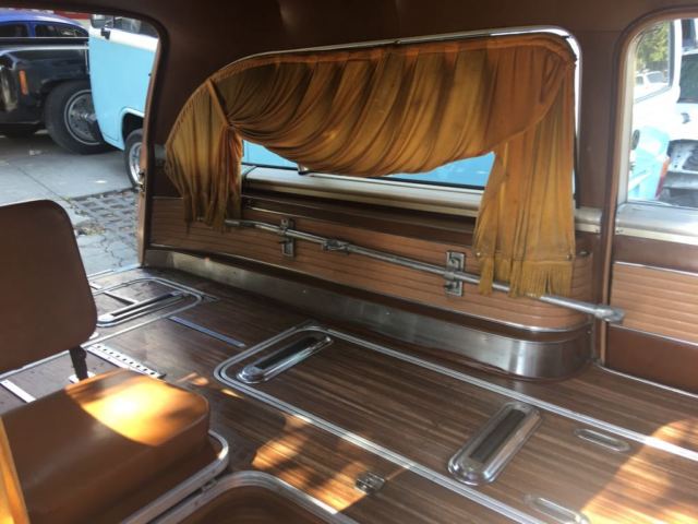 1955 Cadillac Hearse coachbuild by A.J. Miller Hearse 2-doors - photo 12