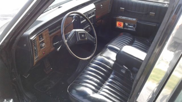 1984 Cadillac Fleetwood - photo 3