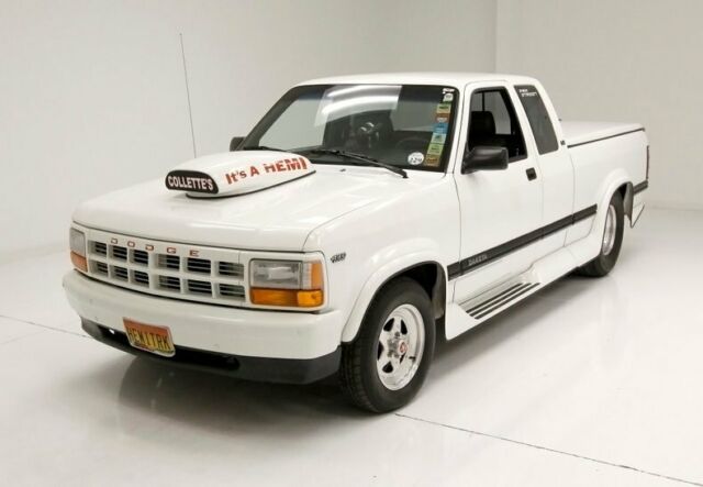 Hemi Engine Pristine Exterior Well Documented 1993 Dodge Dakota LE Pickup