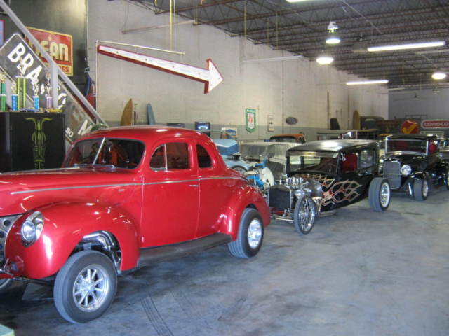 1940 Ford DELUXE COUPE HEMI GASSER!! STRAIGHT AXLE DISC, AUTO ALL NEW!!! - photo 10