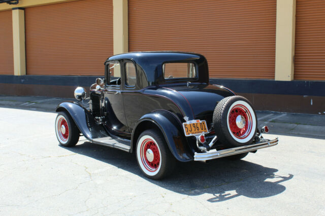 1932 Ford MODEL 18 5 WINDOW COUPE - photo 4