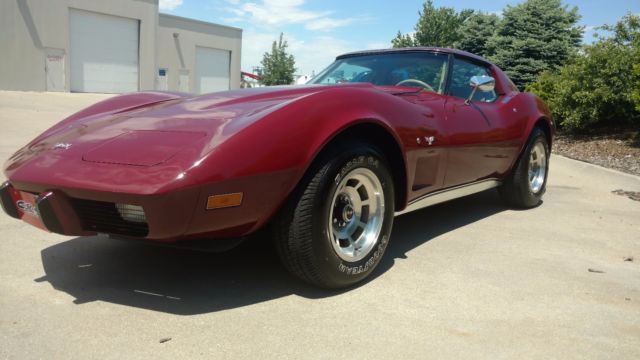 1977 Chevrolet Corvette BASE - photo 2