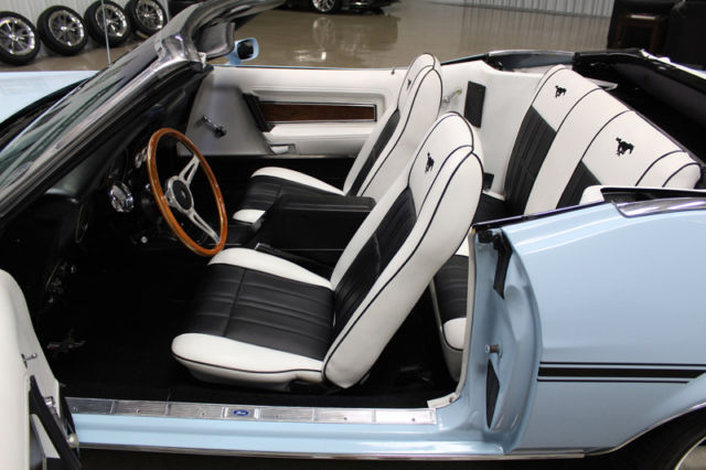1973 Ford Mustang Convertible FULLY RESTORED 302 V8 Supercharged - photo 5