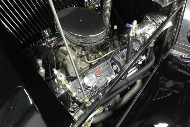 1934 Ford 3 Window Coupe - photo 4
