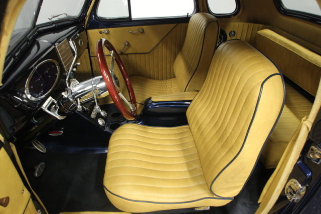 1938 Chevrolet Coupe - photo 3