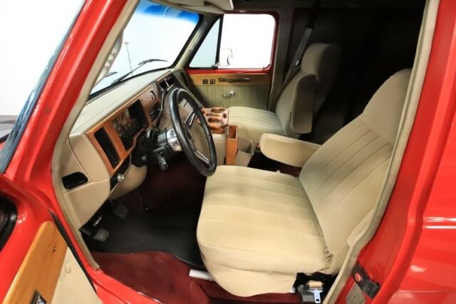 1993 GMC Vandura 2500 Custom - photo 4