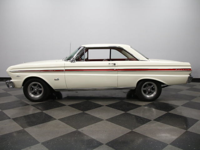1965 Ford Falcon Futura - photo 2