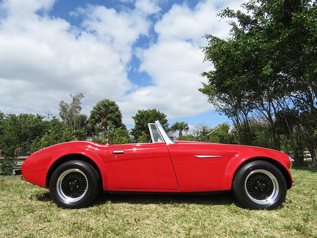 High Quality Austin-Healey 3000 Replica - Sebring 5000 by Classic Roadsters 1990 Replica/Kit Makes