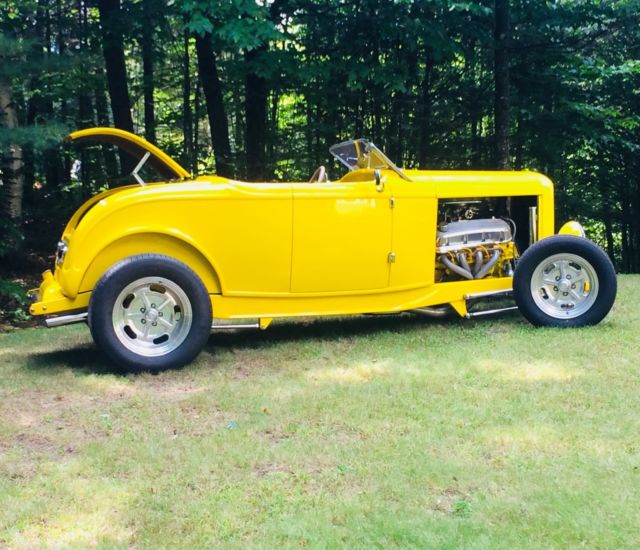 1932 Ford Roadster - photo 3
