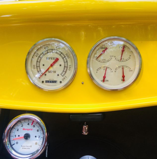 1932 Ford Roadster - photo 8