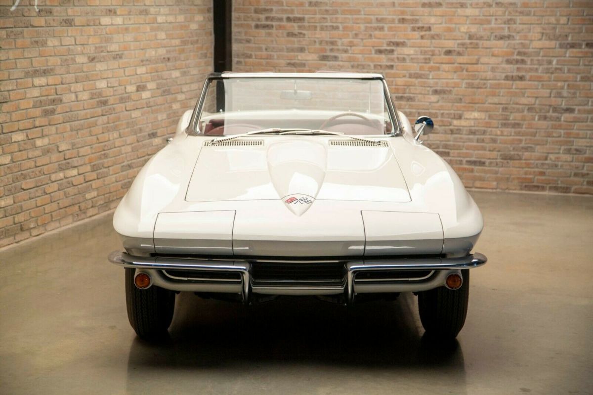 1965 Chevrolet Corvette - photo 3