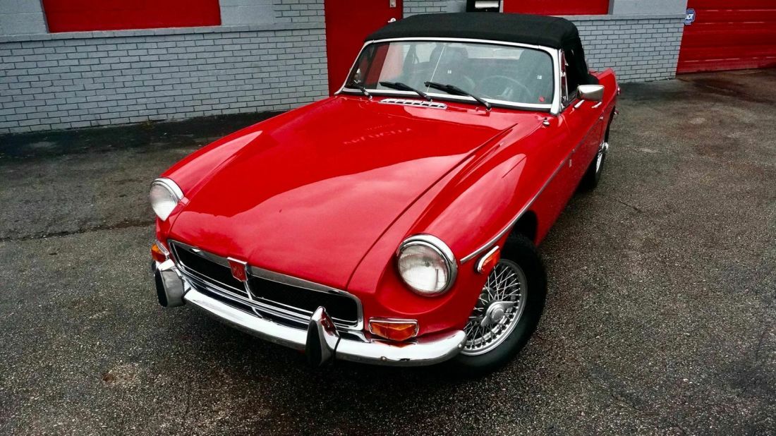 1976 MG MGB CONVERTIBLE - photo 2