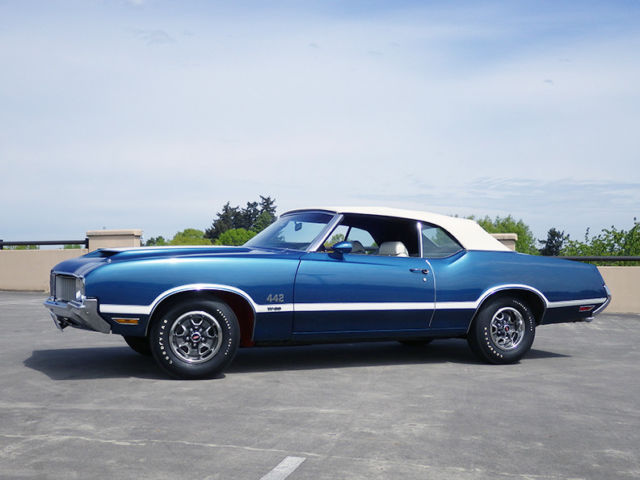 1970 Oldsmobile 442 W-30 Convertible, matching #s - photo 2