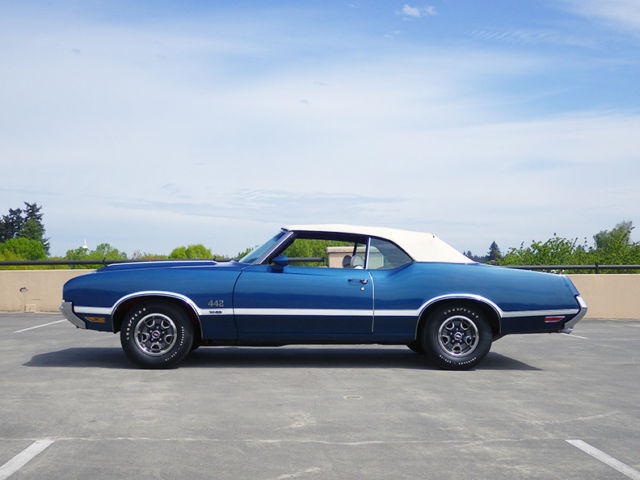 1970 Oldsmobile 442 W-30 Convertible, matching #s - photo 3