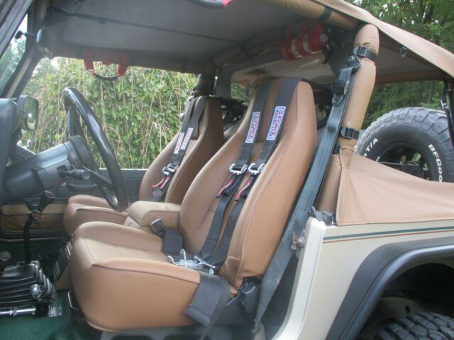 1993 Jeep Wrangler Sahara - photo 10