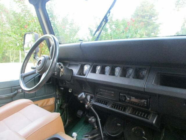 1993 Jeep Wrangler Sahara - photo 13