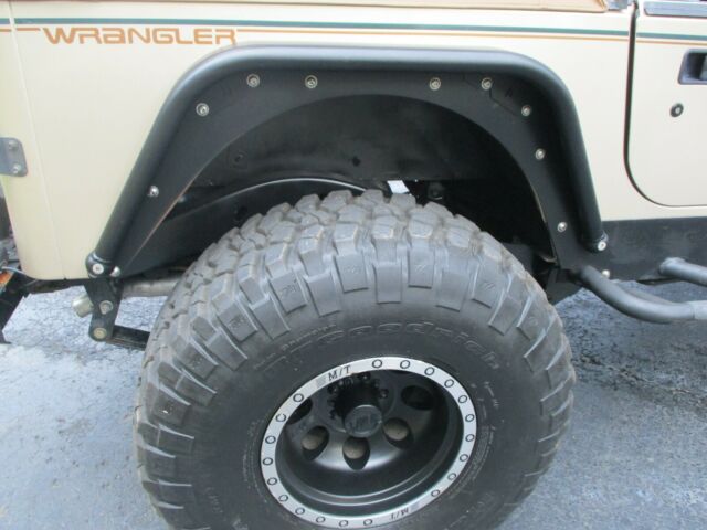 1993 Jeep Wrangler Sahara - photo 7
