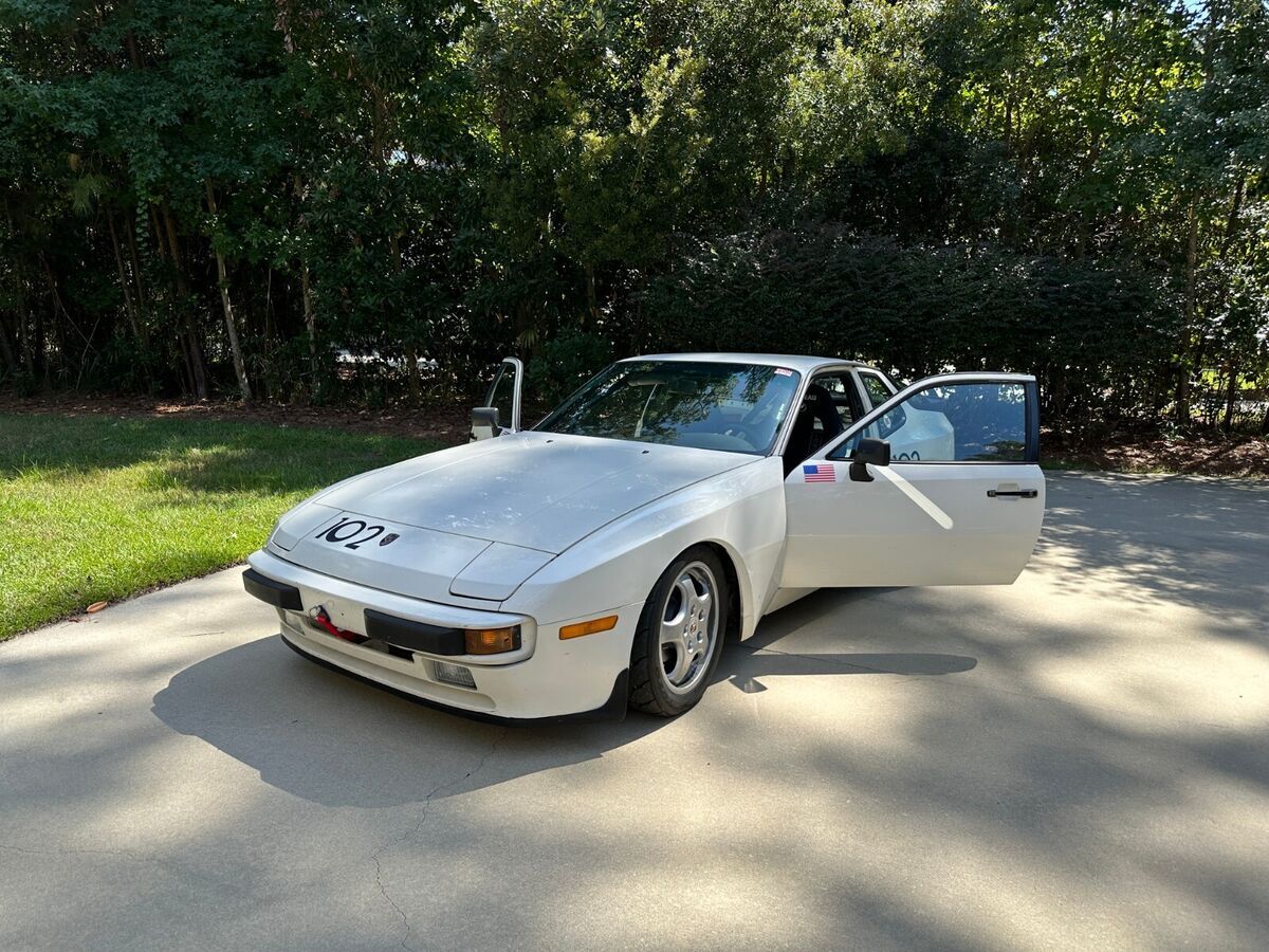 1987 Porsche 944 S - photo 2