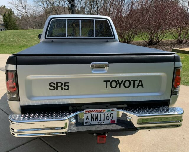 1990 Toyota Pickup SR5 - photo 5