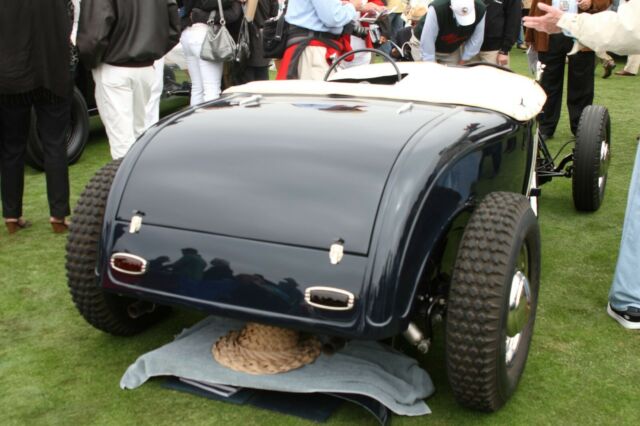 1932 Ford Roadster - photo 10