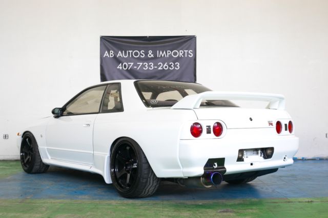 1992 Nissan GT-R Skyline - photo 2