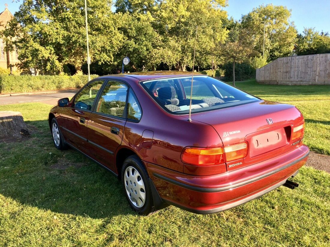 1994 Honda Accord - photo 2